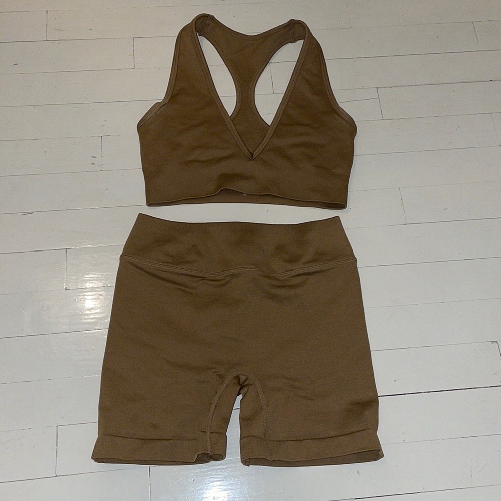 crop shop boutique workout set